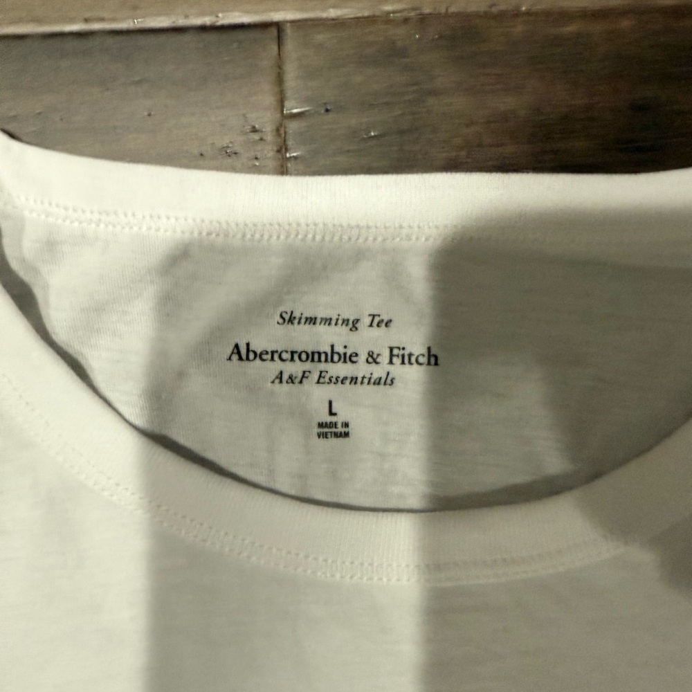 Abercrombie Dolly Parton Skimming Tee - Picture 3 of 4